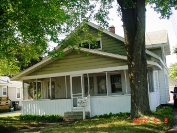  143 SE Wexford St, Wyoming, MI photo