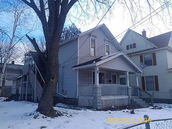  843 NW Fourth St, Grand Rapids, MI photo