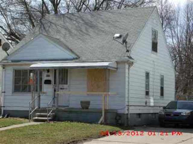  8883 Auburn St, Detroit, Michigan  photo