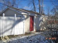  39 E Guthrie Ave, Madison Heights, Michigan  4698957