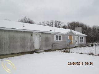  2200 W Rose Center Rd, Holly, Michigan  photo