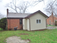  20416 Sumner, Redford, MI 4943405