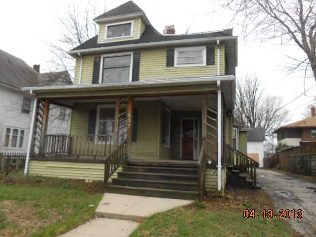  927 N Capitol Ave, Lansing, Michigan  photo