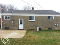  26230 Linwood St, Roseville, Michigan  5074403