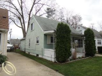  18418 Gaylord, Redford, Michigan  5095339