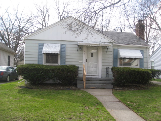  1716 Fletcher St, Lansing, MI photo