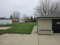  19885 Bigelow St, Roseville, MI 5152328