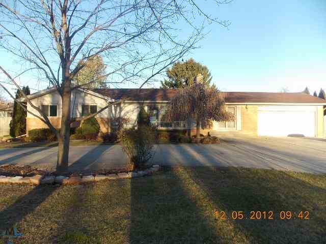  38181 Moravian Dr, Clinton Township, Michigan  photo