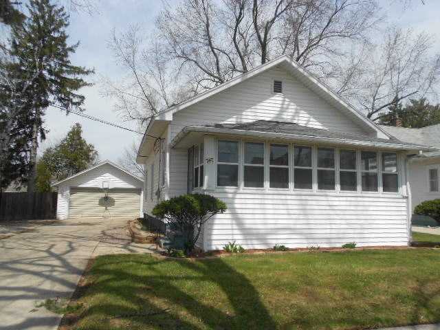  747 Eleanor St Ne, Grand Rapids, Michigan  photo