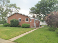  1950 Parkdale Ave, Madison Heights, MI 5821202