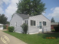  6127 Robindale Ave, Dearborn Heights, Michigan  5877952