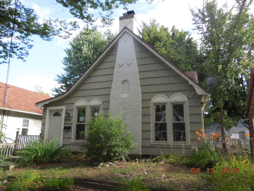  1009 Smith Avenue, Lansing, MI photo