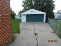  30713 Woodmont Dr, Madison Heights, Michigan 6081517
