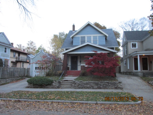  1714 Lafayette Avenue NE, Grand Rapids, MI photo