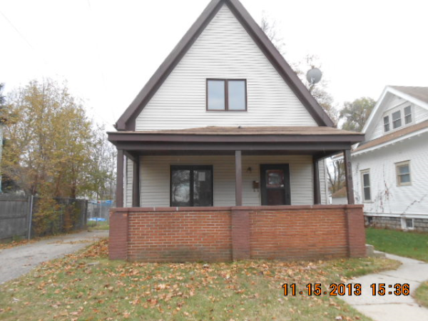  1016 Bates St SE, Grand Rapids, MI photo