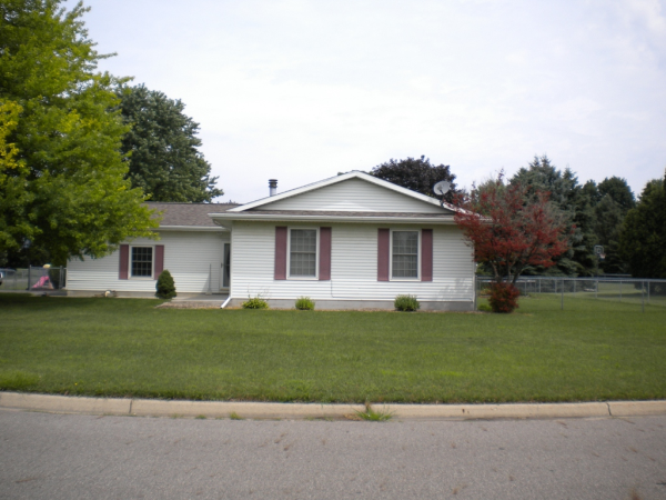  2636 Gilbert  Road, Lansing, MI photo