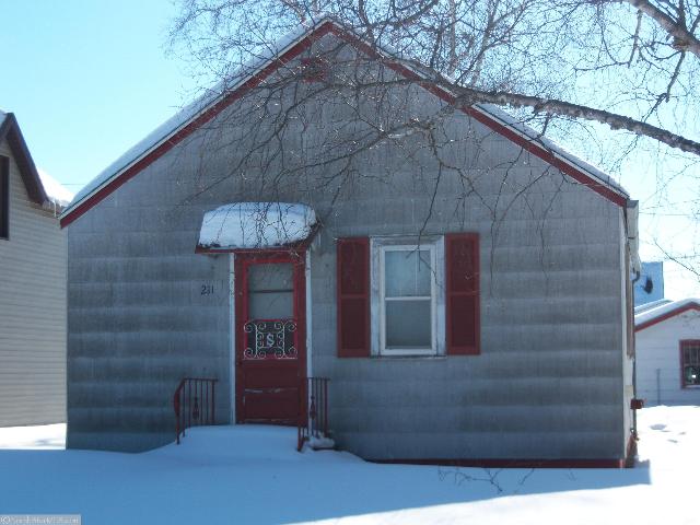  211 7th St E, Browerville, MN photo