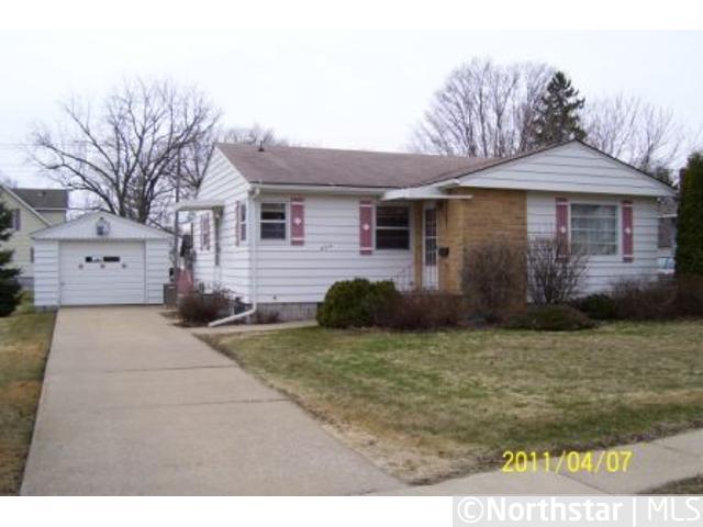  804 S Broadway St, Spring Valley, MN photo