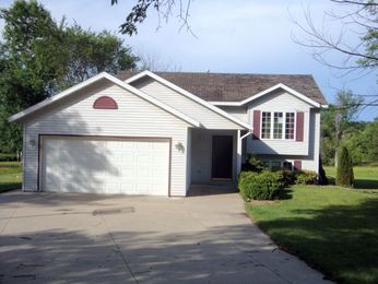  3421 Beaumont Ct SE, Rochester, MN photo