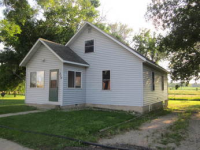 319 Central Ave S, Bertha, MN 56437