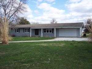  1220 County Road 2713, Moberly, MO photo