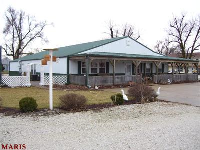 112 W Main, Curryville, MO 63339