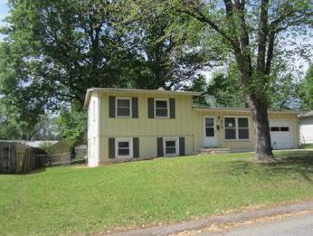  515 NW Falk Dr, Lees Summit, MO photo