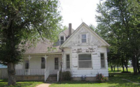 302 N 5th St, Sarcoxie, MO 64862