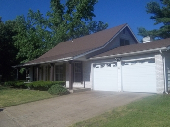  4 Welwyn Ct, Florissant, MO photo