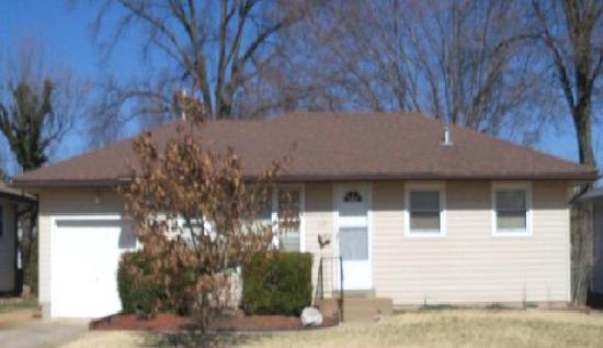  245 Monterey Dr, Florissant, MO photo