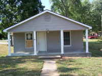 193 W Reed Ave, Puxico, MO 63960