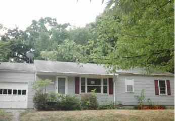  803 E Gudgell Ave, Independence, MO photo