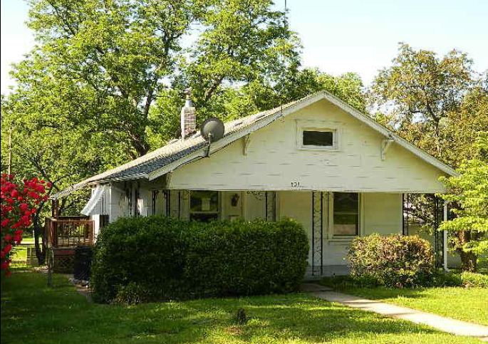  803 East Albert Ave, Independence, MO photo