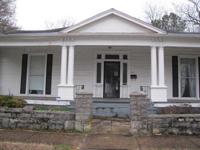  265 E College Ave, Holly Springs, MS photo