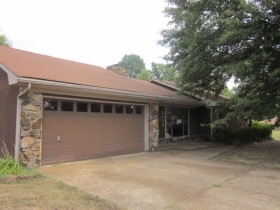  5696 DOVER DR, HORN LAKE, MS photo