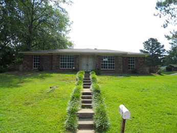  502 Hollyberry Dr, Clinton, MS photo