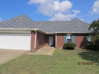  10860 Ridgefield Dr, Olive Branch, MS photo