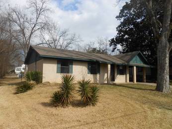  310 W Marion Ave, Crystal Springs, MS photo