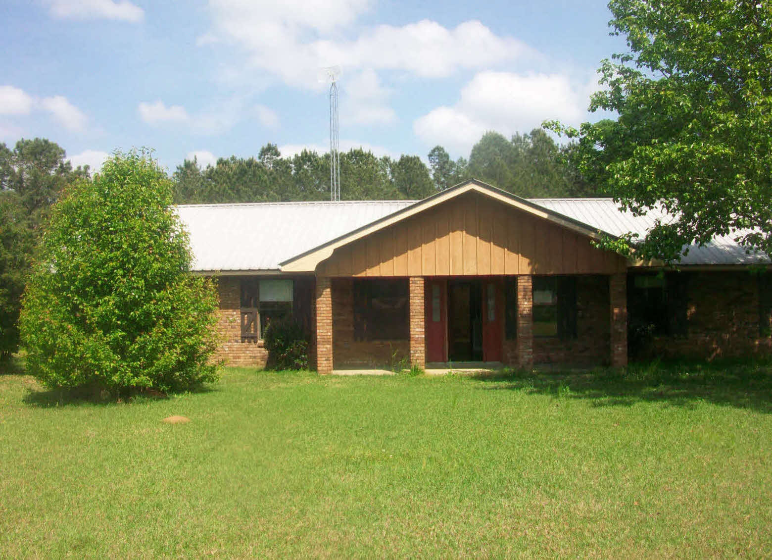  5702 Oxford Meadville Rd, Gloster, MS photo