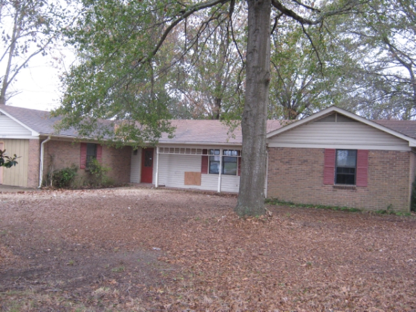  2525 Main Ext, Greenville, MS photo