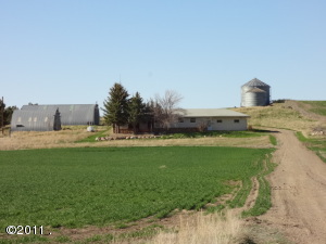 22667 Brady Rd E, Brady, MT 59416