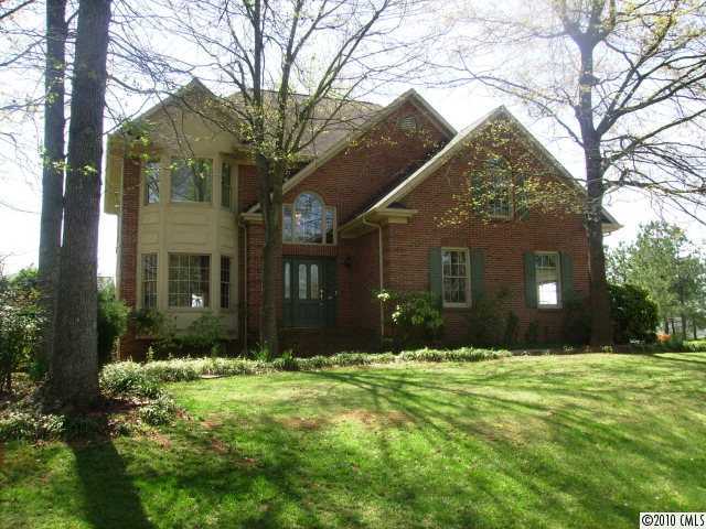  108 Twin Lake Dr, Boiling Springs, NC photo