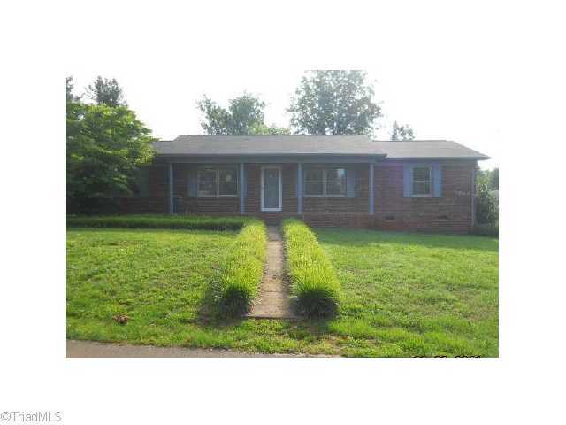  226 Mike St, Dobson, NC photo