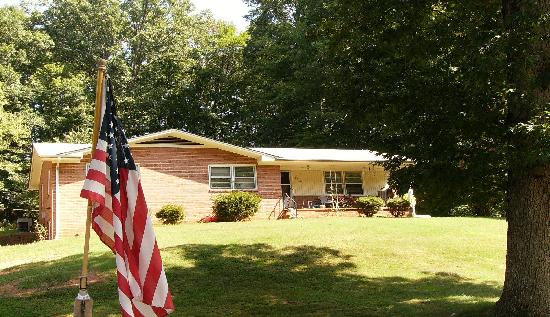  1128 Shady Lane, Madison, NC photo