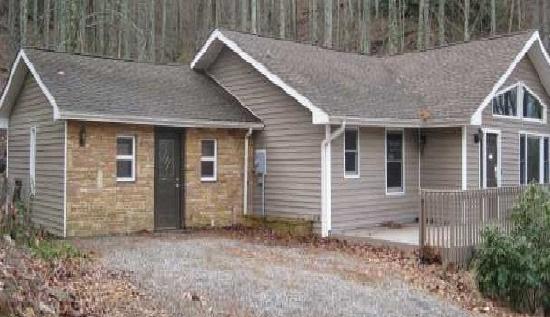  131 Carriage Drive, Fairview, NC photo