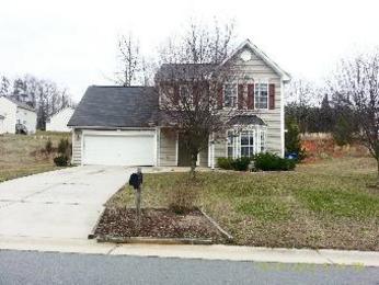  3174 Glen Laurel Ln, Winston Salem, NC photo