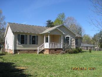  261 Allredview Ave, Ramseur, NC photo