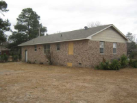  1822 Canady Pond Rd, Hope Mills, North Carolina  5204739