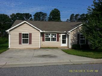  3440 Tinley Park Dr, Winston-Salem, NC photo