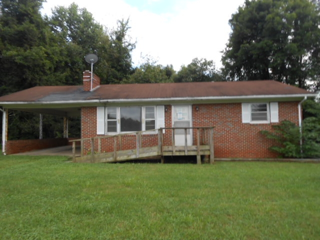  359 Holcomb Rd, Traphill, NC photo